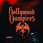2.Hollywood Vampires